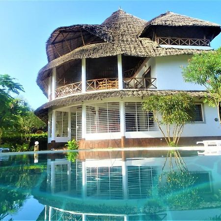 Hotel Watamu, Nestled Between Pristine Beaches And Lush Tropical Forest Exterior foto