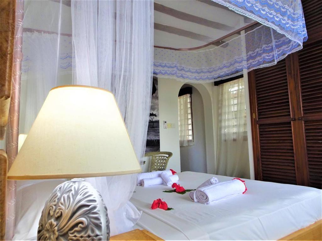 Hotel Watamu, Nestled Between Pristine Beaches And Lush Tropical Forest Exterior foto